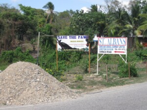 Pawi and Quarry Signs